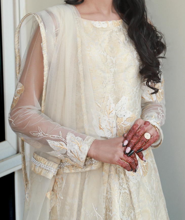 3 Piece Luxury Silk and Net Lehenga - Image 4