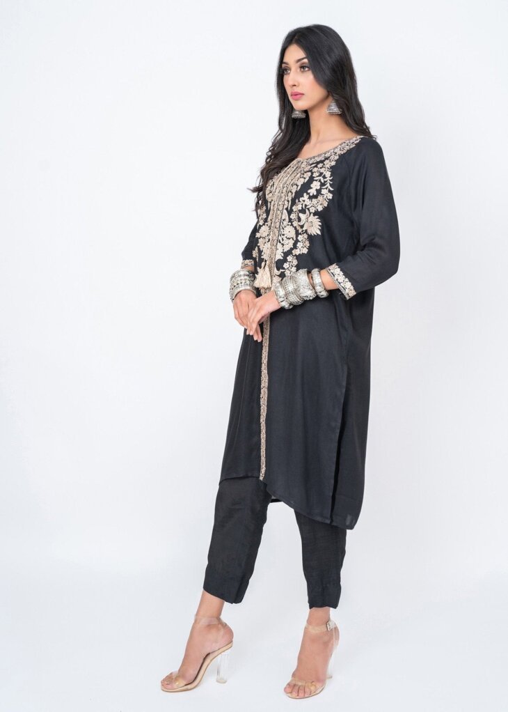 Noir Zari Top - Image 4