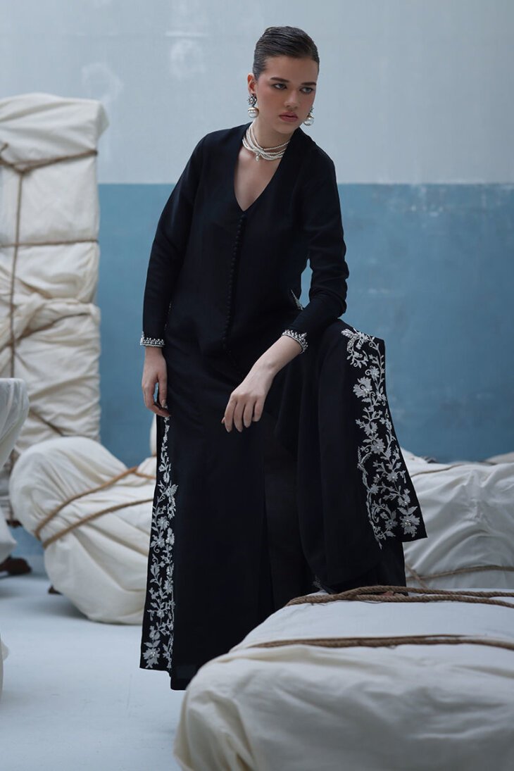 Empress Noir - Image 4