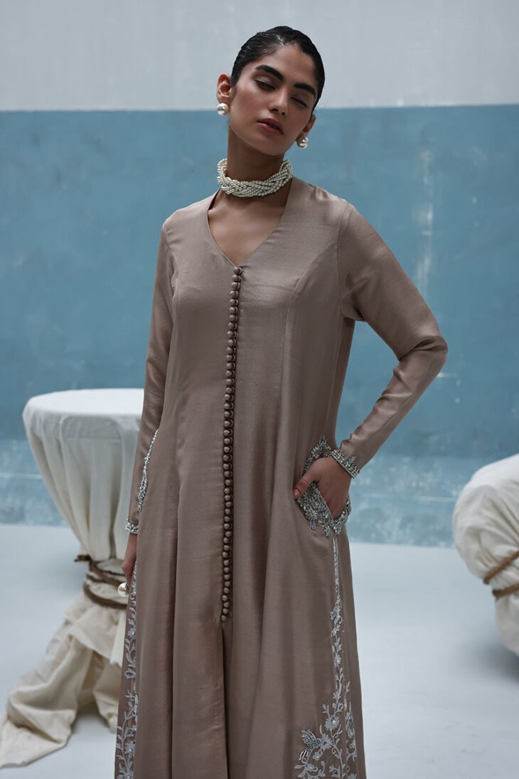 Beige Shimmer - Image 3