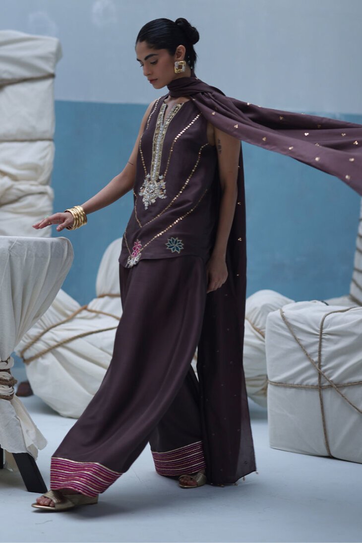 Zari Taupe - Image 6